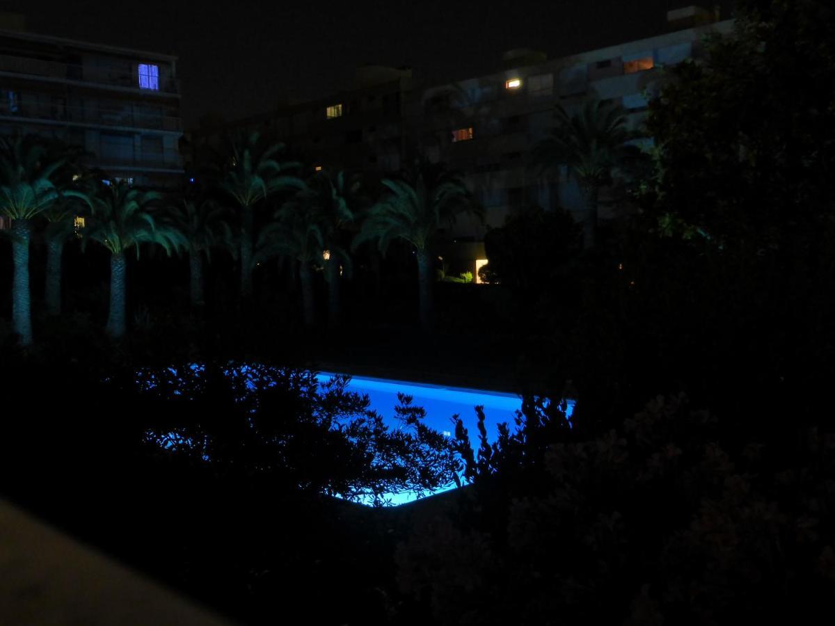Design Loft Studio Climatise Parking Et Piscine Vallauris Exterior photo
